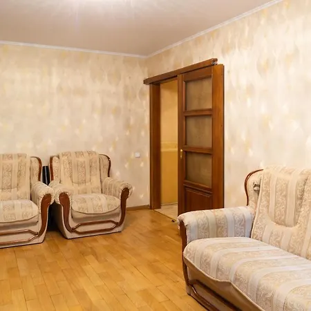 рыбальская 8 * Киев